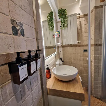 Holiday home Casa Papalino, Con Jacuzzi E Vista Sulle Colline Di Vinci
