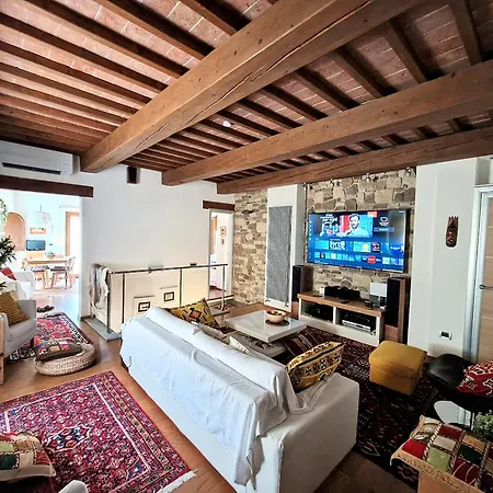 Casa Papalino, Con Jacuzzi E Vista Sulle Colline Di Vinci Holiday home *