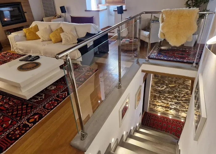 Hébergement de vacances Casa Papalino, Con Jacuzzi E Vista Sulle Colline Di Vinci Larciano