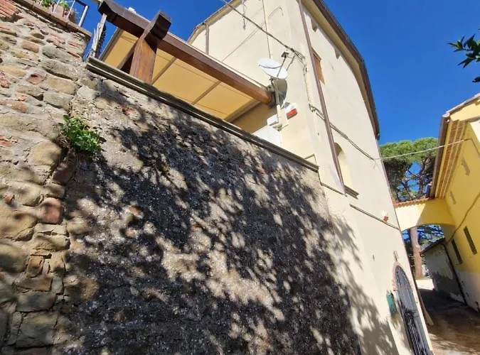 Hébergement de vacances Casa Papalino, Con Jacuzzi E Vista Sulle Colline Di Vinci Larciano