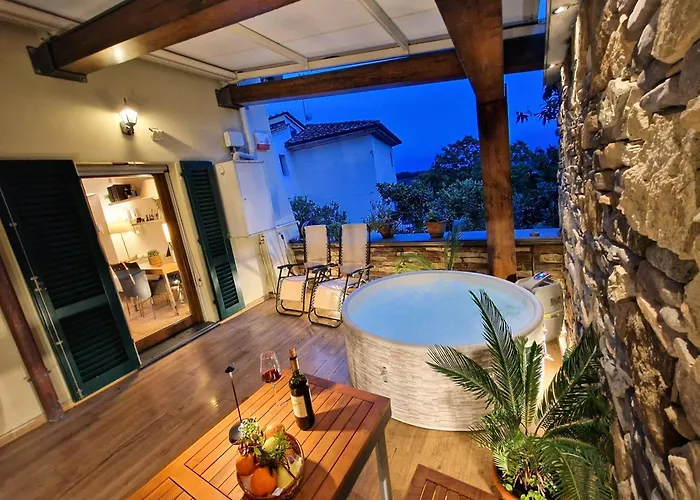 Casa Papalino, Con Jacuzzi E Vista Sulle Colline Di Vinci Hébergement de vacances *