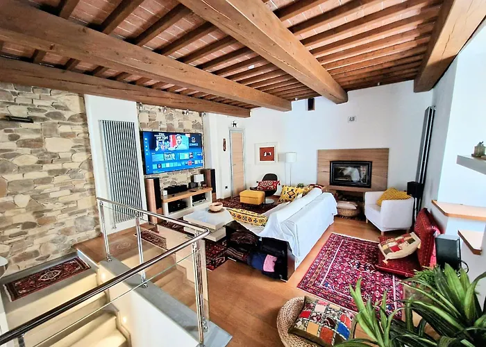 Hébergement de vacances Casa Papalino, Con Jacuzzi E Vista Sulle Colline Di Vinci